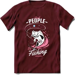 Cool People Do Fishing - Vissen T-Shirt | Roze | Grappig Verjaardag Vis Hobby Cadeau Shirt | Dames - Heren - Unisex | Tshirt Hengelsport Kleding Kado - Burgundy - S