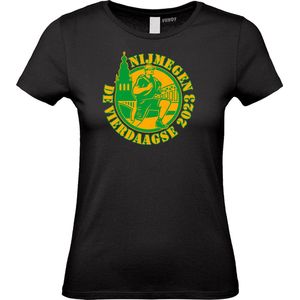 Dames T-shirt Cartoon Vierdaagse 2023 | Vierdaagse shirt | Wandelvierdaagse Nijmegen | Roze woensdag | Zwart | maat XXL