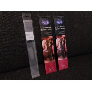 Wierook Startset - Luxe Stenen Wierookhouder met 44 Wierookstokjes - Love me Patchouli - Wierook met Wierookhouder