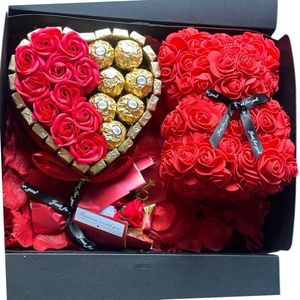 Valentijn Cadeau - Valentijn Cadeautje voor Haar - Valentijn Cadeau voor Vrouw - Geschenkset Vrouwen - Cadeau voor Haar - Chocolade Cadeau - Ferrero Rocher - Rozen Beer - Moederdag Cadeautje - Kerstcadeau - Verjaardag Cadeau Vrouw - Jubileum Cadeau