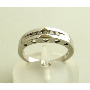Wit gouden ring met Christian diamant