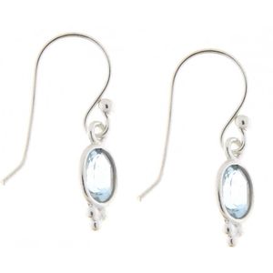 SilverGems Zilveren oorhangers met Blauwe Topaas edelstenen