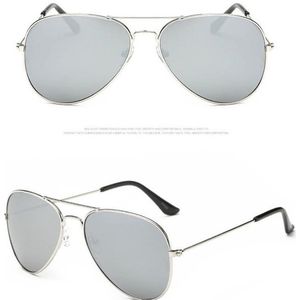 Piloten zonnebril zilver met lichte glazen voor volwassenen - Piloten zonnebrillen dames/heren