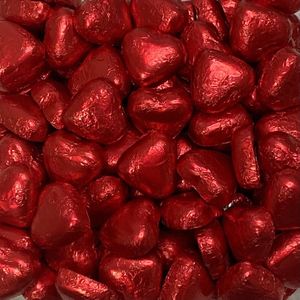 Valentijn chocolade hartjes - 250 gram - Melk chocolade - cadeautje voor hem - cadeautje voor haar - valentijn decoratie - Valentijnsdag cadeau - versiering - Moederdag
