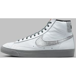 Nike Blazer Mid '77 EMB - Sneakers Maat 43