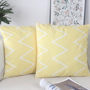 Luxueuze Fluwelen Sierkussenhoezen 50 x 50 cm - Set van 2 Gele Vierkante Kussenhoezen voor Woonkamerdecoratie