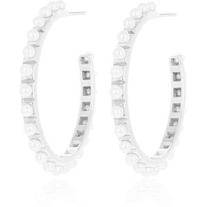 Silver coloured earrings with pearls