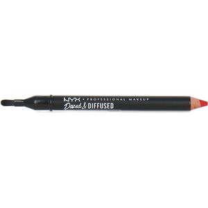 NYX Dazed & Diffused Blurring Lipstick - En Fuego