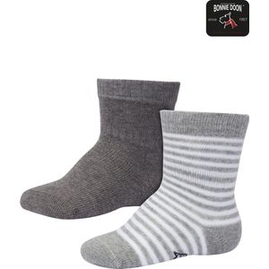 Bonnie Doon Sokken Set Gestreept en Effen voor Baby's Lichtgrijs/Wit 0-4 mnd - Organisch Katoen - 2 paar - GOTS gecertificeerd - Stay-on-socks - Unisex - Jongens - Meisjes - Zakt niet Af - Strepen - 2-pack - Multi - Light Grey Heather - OL0441012.24