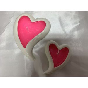 Kaarsen in ceramieken hart vorm wit