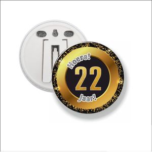 Button Met Clip 58 MM - Hoera 22 Jaar