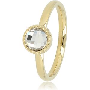 My Bendel Goudkleurige ring met kristal glassteen - Goudkleurige ring met kristal glassteen afgewerkt met een twisted randje - Met luxe cadeauverpakking