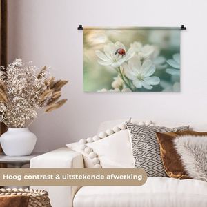 Wandkleed 60x40 cm - Wanddoek Lieveheersbeestje - Bloemen - Wit - Wandtapijt - Wandkleden