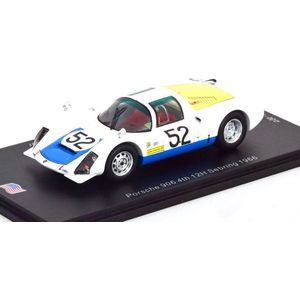 De 1:43 Diecast Modelauto van de Porsche 906 #52 van de 12H Sebring van 1966. De rijders waren J. Buzetta / H. Herrmann en G. Mitter. De fabrikant van het schaalmodel is Spark. Dit model is alleen online verkrijgbaar.