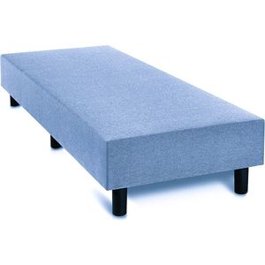 Boxspring Otto ijsblauw 110x220 zonder matras, zonder hoofdboord en zonder topper.