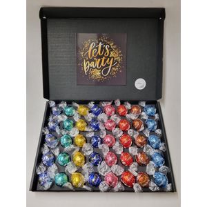 Chocolade Ballen Proeverij Pakket Groot | 40 stuks Lindt chocolade met Mystery Card 'Let's Party' met persoonlijke (video)boodschap | Chocoladepakket | Feestdagen box | Chocolade cadeau | Valentijnsdag | Verjaardag | Moederdag | Vaderdag