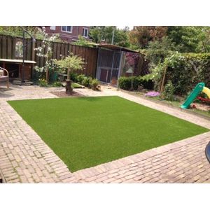 kunstgras - grastapijt - 3 x 1.33 mtr - kunstgrasmat - kunstgras voor buiten - grasmat voor balkon / terras / camping - 15 mm + 10 gronddoekpennen