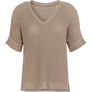Knit Factory Daisy Gebreide Dames Top - Trui met korte mouwen - Gebreide t-shirt - T-shirt - Shirt gemaakt van 80% gerecyceld katoen - Duurzaam & milieuvriendelijk - Korte mouw - V-hals - Linnen - Bruin - 36/44