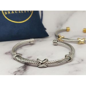 Mei's | Chained Infinity Bangle | dames armband / bangle dames | Stainless Steel / 316L Roestvrij Staal / Chirurgisch Staal | zilver / polsmaat 15,5 - 18 cm