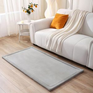 Hakuna Matte Wolkzachte Fluwelen Mat Speelmat baby 150 x 80 x 2,5 cm, Grijs - Kindertapijt met hoogwaardig traagschuim - Baby speelkleed met antislipbasis - Babykruipdeken Oeko-TEX 100 certificaat