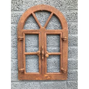 IJzeren raamwerk - roosterraamwerk, stabiel stalraam, ook voor de tuinmuur, raam voor de zonnige tuin, gietijzeren raam met open zet mogelijkheid.