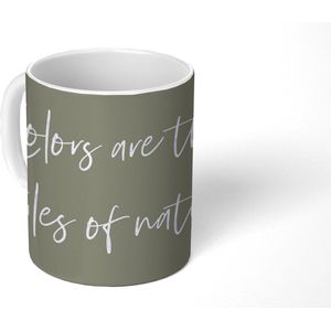 Mok - Koffiemok - Tekst - Quotes - Colors are the smiles of nature - Natuur - Mokken - 350 ML - Beker - Koffiemokken - Theemok - Mok met tekst