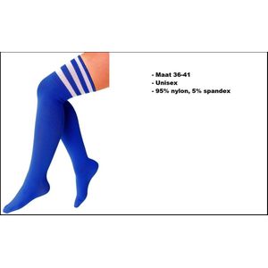 Paar lange sokken blauw kobalt met witte strepen - maat 36-41 - kniekousen overknee kousen sportsokken cheerleader carnaval voetbal hockey unisex festival