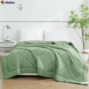 Retadou - Dekbed van 240 x 260 cm, zomerdekbed, XXL, 260 x 240, licht, dun, zacht, ademend zomerdekbed van 240 x 260 cm, deken 150 g/m², microvezel, groen (260 x 240 cm)