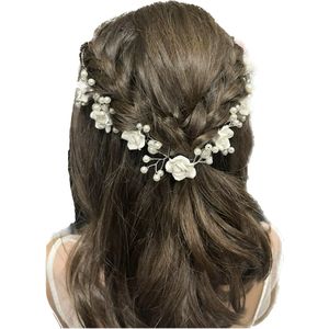 haarband - diadeem-bloemenkroon-handgemaakte haaraccessoires-wit zilver-bloemetjes-parels-bruiloft-bruidsmeisje-communie -lentefeest-fotoshoot-verjaardag