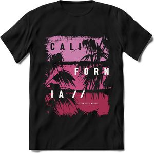 California Summer | TSK Studio Zomer Kleding  T-Shirt | Paars | Heren / Dames | Perfect Strand Shirt Verjaardag Cadeau Maat S