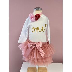 Verjaardag set-verjaardag outfit-1 jaar-fotoshoot kleding baby 1 jaar-baby first birthday outfit-little girl dress-babyjurk-one-eerste verjaardag-feestkleding-kleedje-verjaardag jurk-tutu-dusty pink-meisje-cakesmash-girl-themafeest-set Lisa (mt 86)