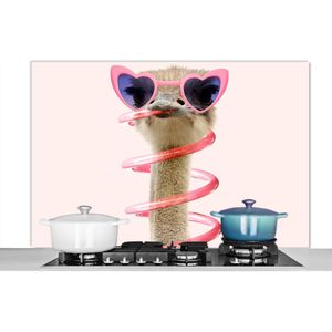 Spatscherm keuken 120x80 cm - Kookplaat achterwand Struisvogel - Zonnebril - Roze - Dieren - Muurbeschermer - Spatwand fornuis - Hoogwaardig aluminium