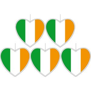 5x stuks ierland vlag hangdecoratie hartjes vorm karton 28 cm - Brandvertragend - Feestartikelen/decoraties