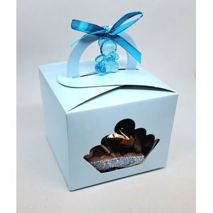 Geboorte Chocolade blauw in lux kubusdoosje - Kraam-cadeau - jongen - Geboorte - babyshower - snoep - speentjes - kinderwagens - papflesjes - beertjes - 200gr. - Melk