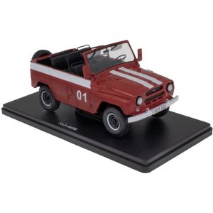 Uaz 469B CABRIOLET - FIRE DEPARTMENT LIVERY 1:24