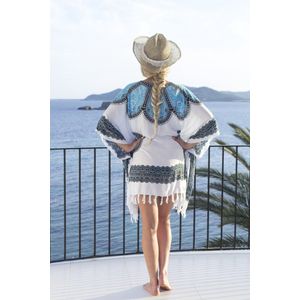 Strandtuniek Flower White Blue Black Onesize - onesize - Pareo beach - zomer pareo - dames - sarong - omslagdoek - wikkeljurk - strand - stranddoek - bikini cover up - strandjurkje - onesize - Strandmode - Beach-dress - Sarong dress