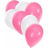 30x ballonnen wit en lichtroze - 27 cm - witte / lichtroze versiering