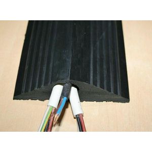 Rubber Floor Cable Wire Cover Protector - Heavy Duty Black Safety Trunking Bumper Ramp 3 Metre