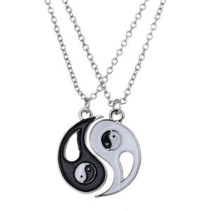 Lumici® | Yin-Yang Necklace - Yin-Yang Ketting - Geluk - Symbool - Dualiteit - Zomer - Lente - Sieraden - Cadeau Voor Vrouwen - Moederdag Cadeau - Valentijn - Liefde - Verrassing - Zilver