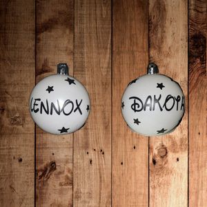 Kerstbal van wit met eigen naam