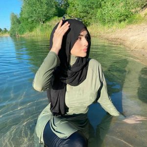 Burkini BALI MOSS  - XXL \ XXXL van MADAMME BK Paris maat XXL \ XXXL  | Burqini | Burkini | Zwarte bescheiden zwemkleding zwemset: zwemtuniek, zwemlegging & zwemtulband hijab bescheiden zwempak | islamitische badkleding | modest swimwear