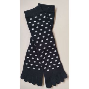 Bonnie Doon Teen Sokken met Stippen Zwart Dames maat 36/42 - Toe Sock Dots - Gladde naden - Teensokken - 1 paar - Slippers - Quarters - Lengte net boven enkel -Stippen - Black - BP231001.101