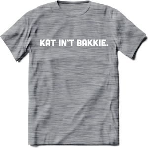 Kat Int Bakkie - Katten T-Shirt Kleding Cadeau | Dames - Heren - Unisex | Kat / Dieren shirt | Grappig Verjaardag kado | Tshirt Met Print | - Donker Grijs - Gemaleerd - 3XL