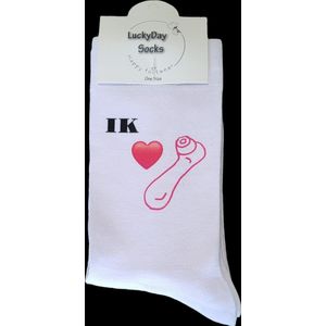 Vibrator - Valentijn - I Love you - Grappige cadeau - Verjaardag - Valentijns cadeau - Vrijgezellen cadeau - Grappige sokken - Sex Toys - Cadeau voor vrouw - Kado - Sokken - Verjaardags cadeau haar - Kan niet zonder - LuckyDay Socks - Maat 37-44