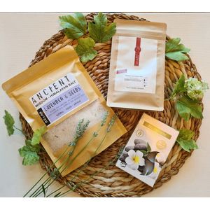 Geschenkset met relaxende badzout en verse thee- Lavendel- 100% essentiële olieën