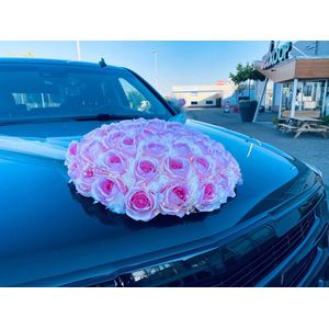 ABELLA Luxe Autodecoratie - Trouwauto Versiering - Auto Versiering Bruiloft - Autobloemstuk Huwelijk - Autoboeket - Bloemen voor op de Auto - Bloemen voor op de Motorkap - Rozen met Tule - Bruidsauto Versiering AUTODECO.NL