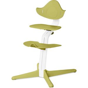 Stokke NOMI highchair meegroeistoel - Testwinnaar Kinderstoelen Test - Basis eiken wit gelakt en stoel lime