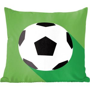Sierkussens - Kussen - Een illustratie van een voetbal op een groene achtergrond - 45x45 cm - Kussen van katoen