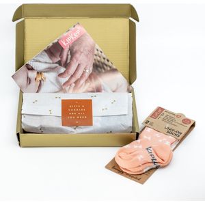 KipKep - Blijf-sokjes - 6-12 maanden - Party Pink - cadeau verpakking - licht roze baby sokjes - zakken niet af