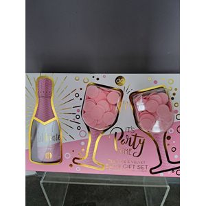 geschenk set vrouwen verjaardag - leuk geschenk - roze - bath gift set - douche gel
